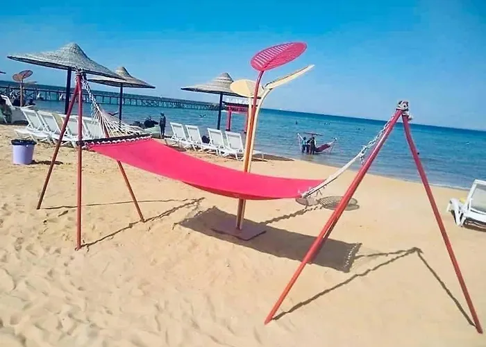 بلو باي اسيا السخنه Tatil parkı